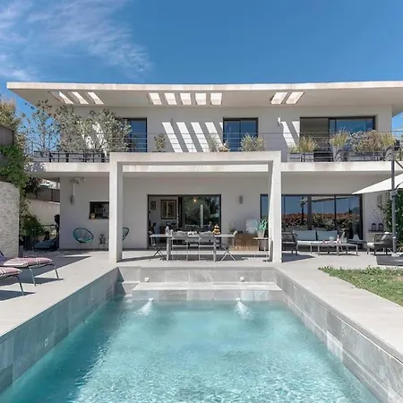 Gaia & Piscine & Clim Villa *